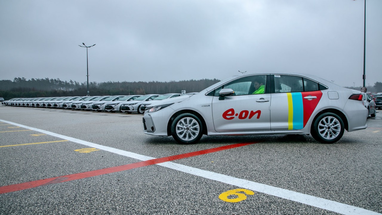 E.ON Foton wymienia swoją flotę na hybrydowe Toyoty Corolle